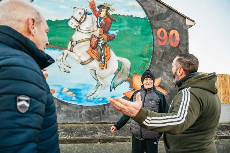 Belfast: 1.5-Hour Private Black Taxi tour - Key Points