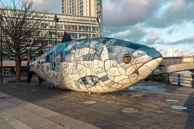 belfast-day-tour-from-dublin-including-titanic-experience