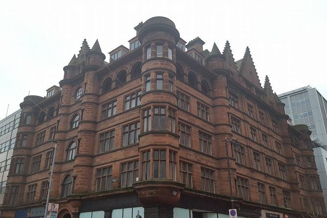 belfast-eclectic-small-group-guided-walking-experience