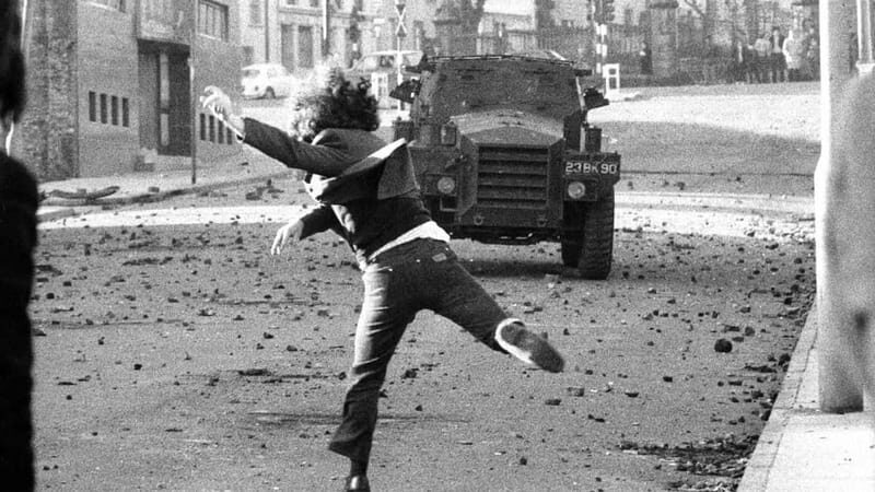 Belfast: Falls Road Troubles Tour - Visiting the Irish Republican History Museum