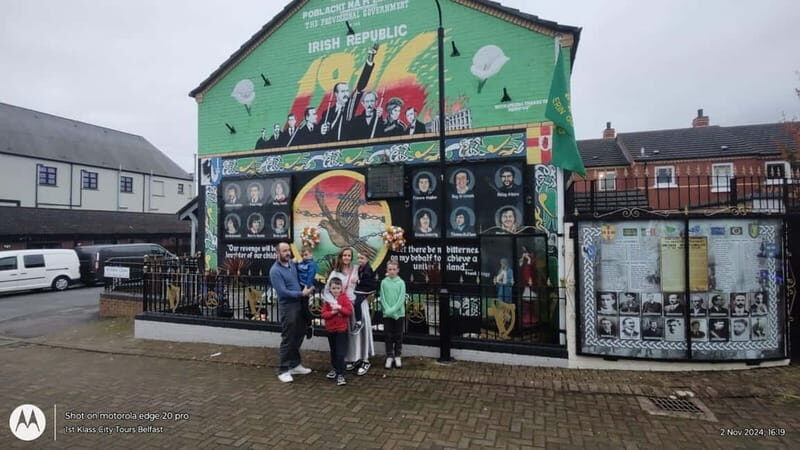 Belfast: Famous Black Taxi Tour - Introduction
