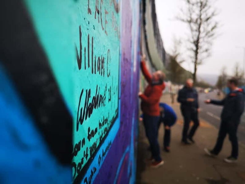 Belfast: Famous Murals Private Tour - Summary: Is This the Right Tour for You?