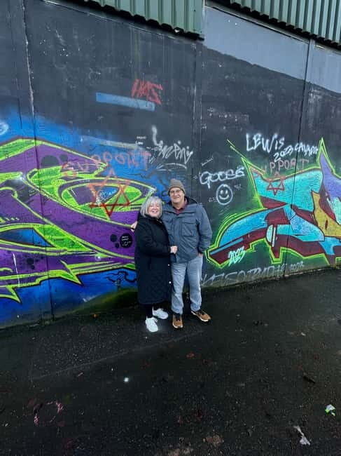 Belfast: Peacewall and Political History Black Taxi Cab Tour - Introduction