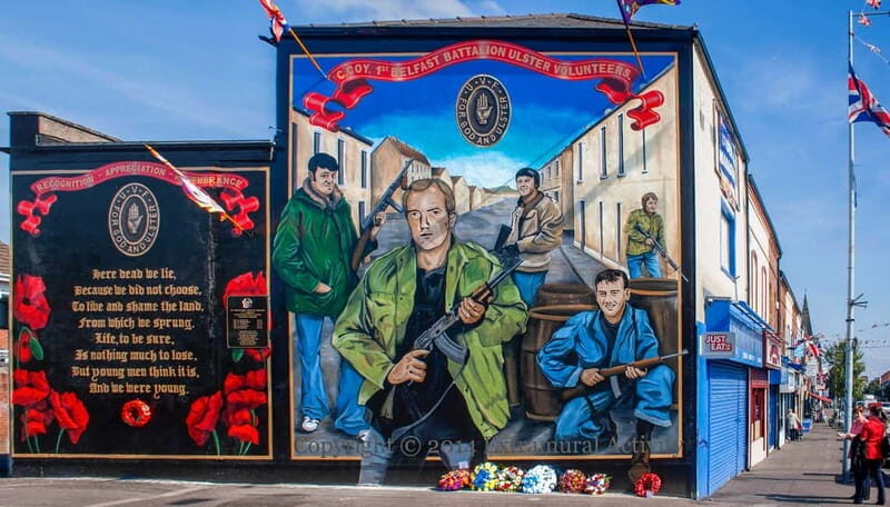 Belfast: Political Taxi Tour - What to Expect During the Belfast Political Taxi Tour