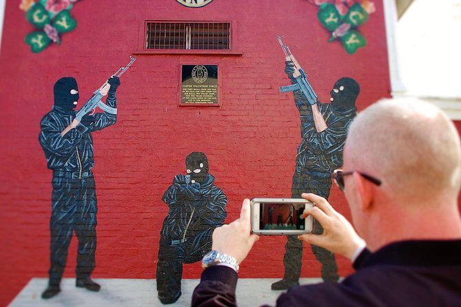 Belfast political war and peace private taxi tour 2 hrs - Why This Tour Offers Real Value