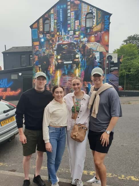 Belfast: Private Black Taxi Cab Political Murals Tour - Review Summary from Travelers
