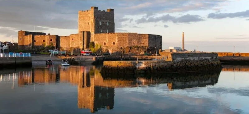 Belfast: Private City Tour with Driver-Guide - A Closer Look at the Belfast Private City Tour