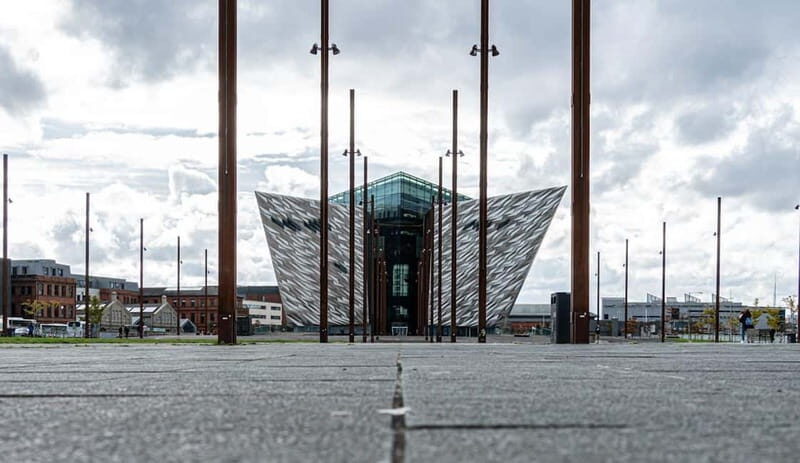 Belfast: Private Giant's Causeway Tour with Luxury Vehicle - An Introduction to the Tour