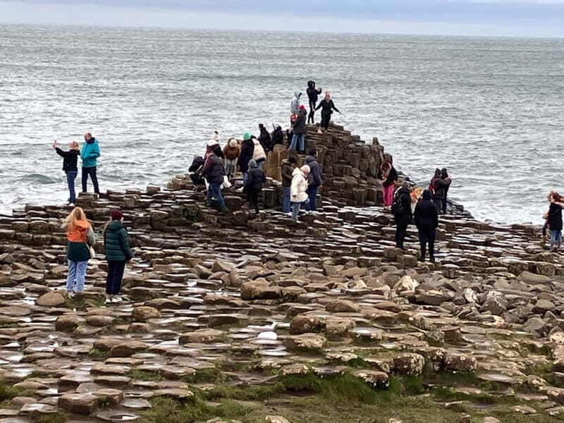 Belfast:Giant's Causeway private tour with accreditted guide - Portaneevy Viewpoint & Carrick-a-Rede Rope Bridge Outlook