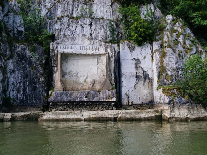 Belgrade: Iron Gate Park, Speedboat Ride, and 2 Viewpoints - Scenic Drive Through Djerdap Gorge