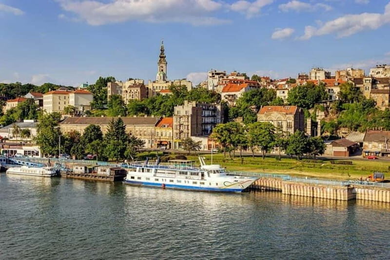 Belgrade : Old Town Walking Tour With A Guide - Exploring Belgrade’s Old Town: What to Expect