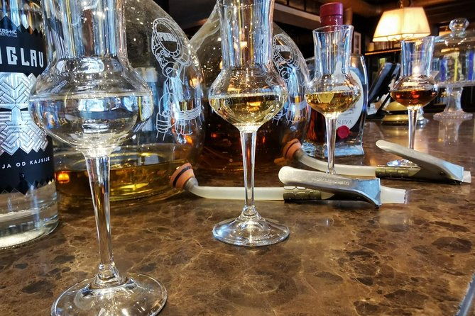 belgrade-traditional-serbian-rakija-tasting
