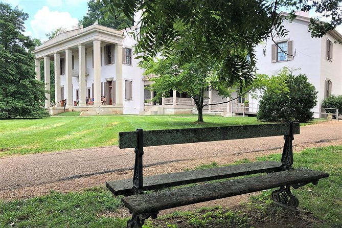 belle-meade-guided-mansion-tour-with-complimentary-wine-tasting