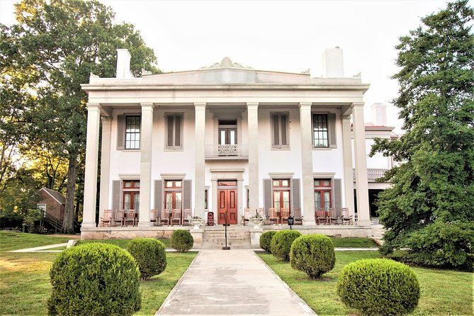 belle-meade-guided-mansion-tour-with-complimentary-wine-tasting