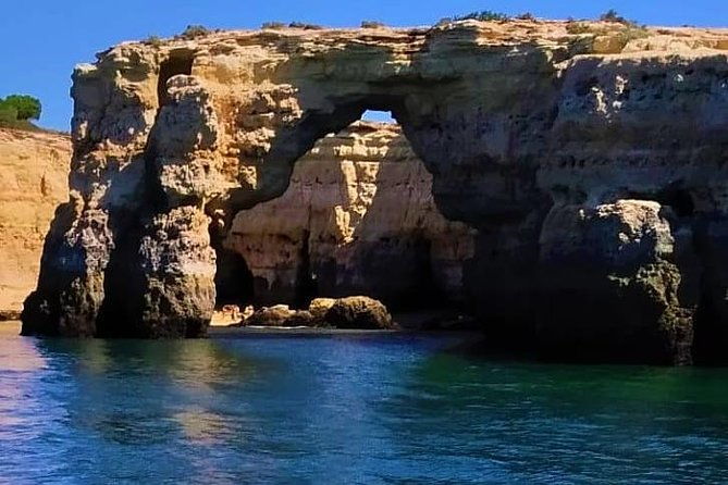 benagil-and-dolphins-tour