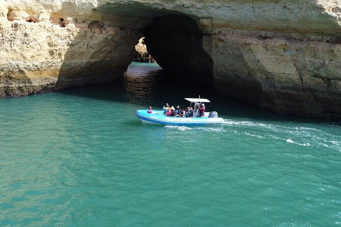 benagil-caves-speed-boat-tour