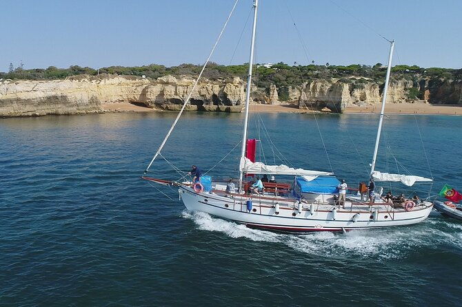 benagil-coastline-tour-allboat