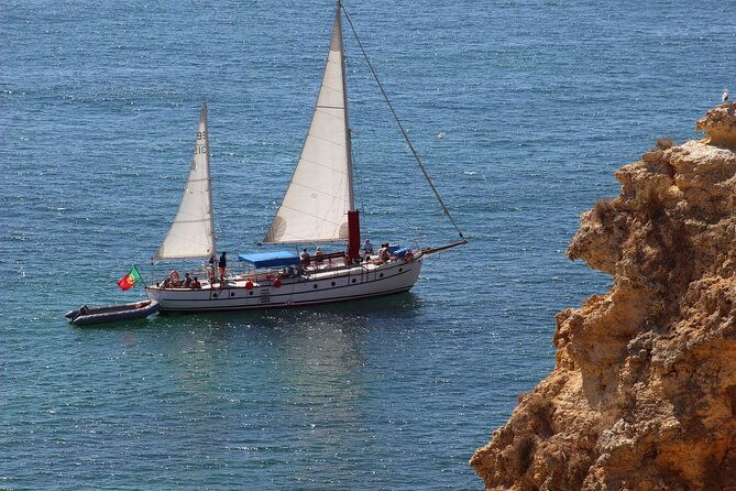 benagil-coastline-tour-allboat