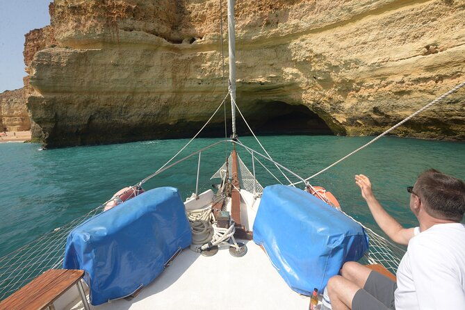 benagil-coastline-tour-allboat