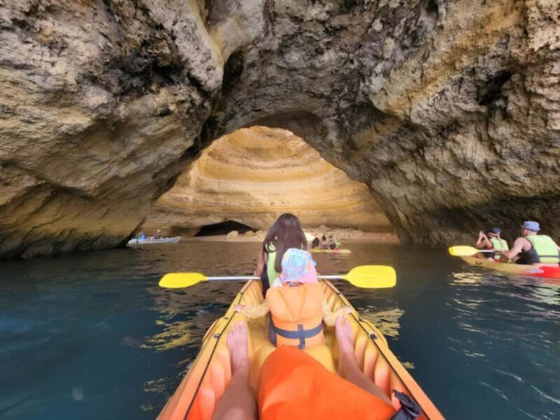 Benagil: Kayak Tour to Benagil Caves  Small Group - Discovering the Magic of the Benagil Kayak Tour  