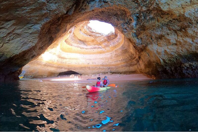 benagil-kayaking-adventure-in-benagil-caves-marinha-beach