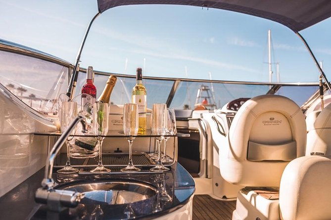 benagil-private-yacht-from-lagos-with-drinks-tapas-paddle-boards-and-kayak
