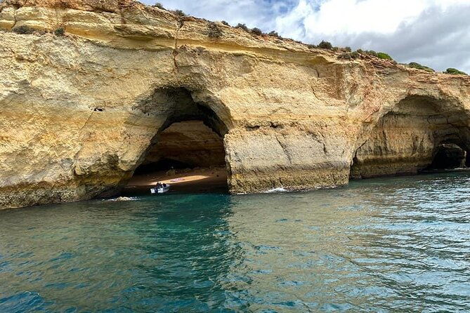 benagil-private-yacht-from-lagos-with-drinks-tapas-paddle-boards-and-kayak