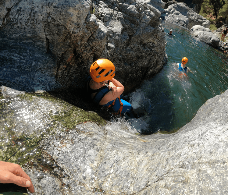 benahavis-canyoning-guided-tour-at-guadalmina-river