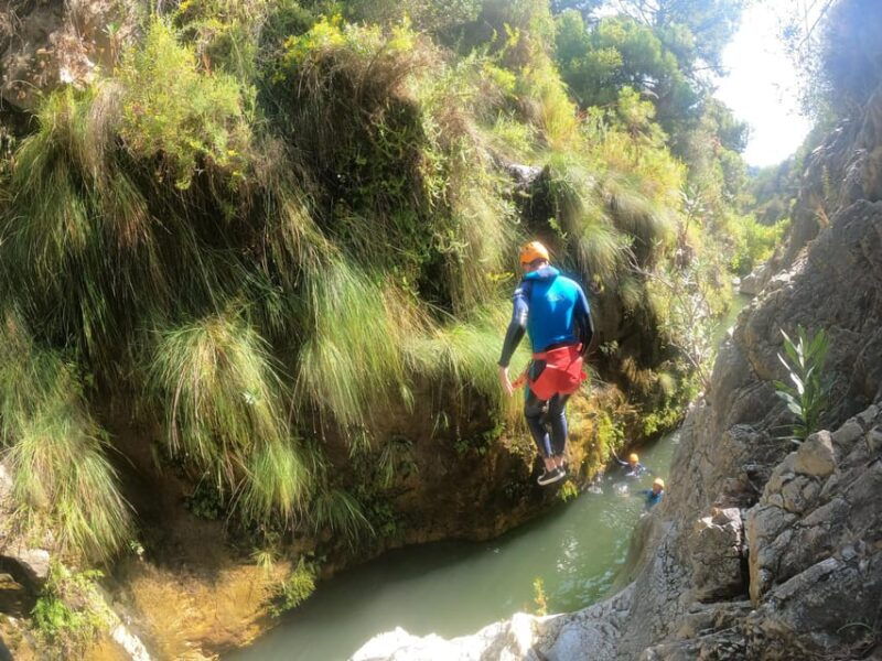 benahavis-canyoning-guided-tour-at-guadalmina-river
