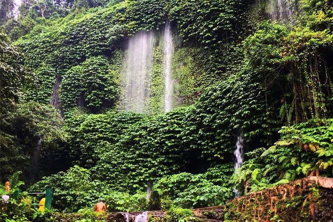 Benang kelambu waterfall and benang stokel waterfall lombok - Key Points