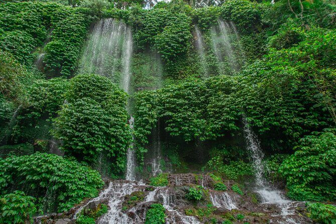 Benang Kelambu Waterfalls the Hidden Wonders of Lombok Island - Key Points