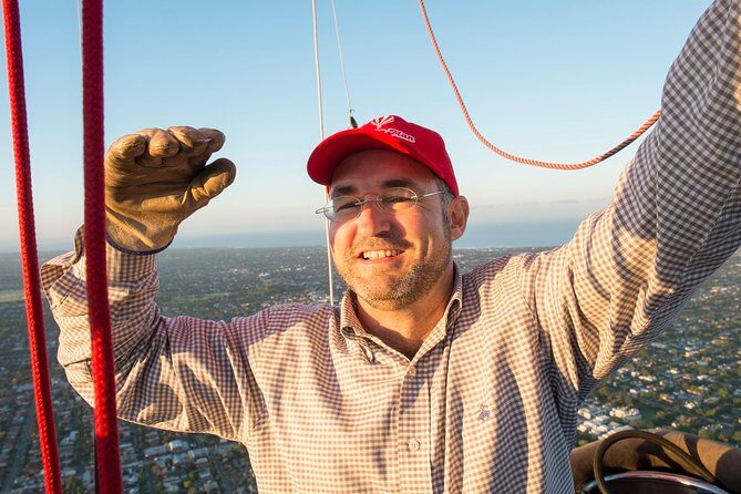 Bendigo Premium Balloon Flight plus buffet champagne breakfast - Why You’ll Love the Bendigo Hot Air Balloon Experience