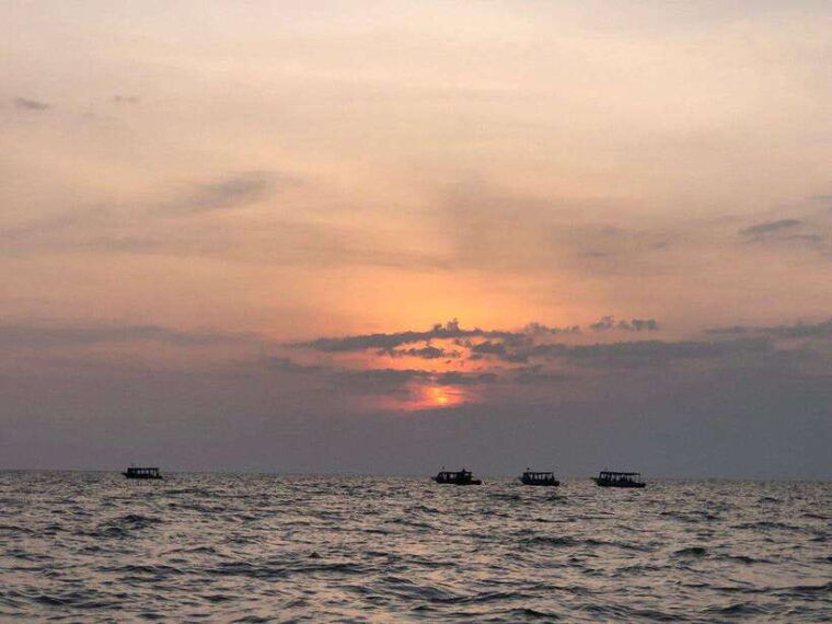 beng-melea-rolous-group-kompong-phluk-floating-village