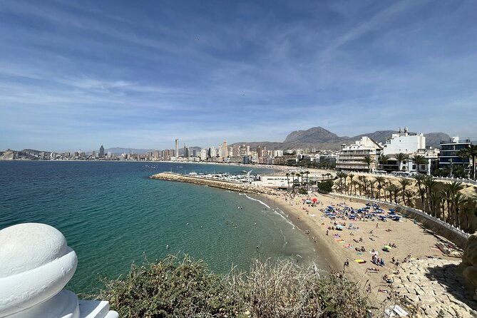benidorm-old-town-and-beaches-tour-and-exploration-game