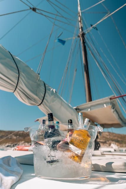 benitses-blue-lagoon-and-cave-cruise-with-drinks-and-lunch