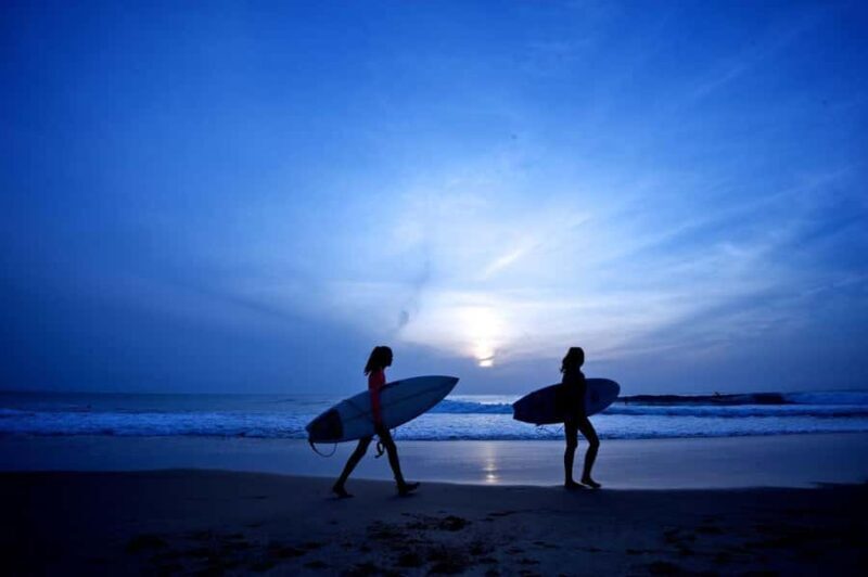 Bentota: Surfing Lesson with Instructor and Equipment - Key Points