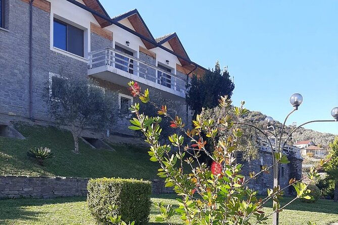 berat-4x4-off-road-and-vineyard-wine-tasting