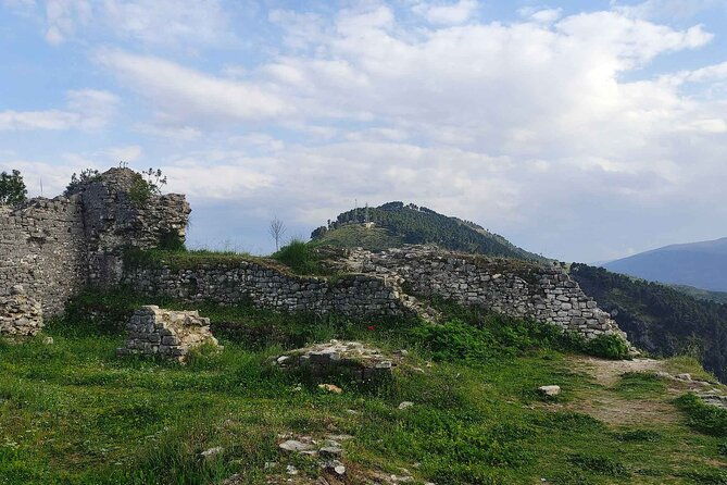 berat-unesco-heritage-wine-tasting-private-tour