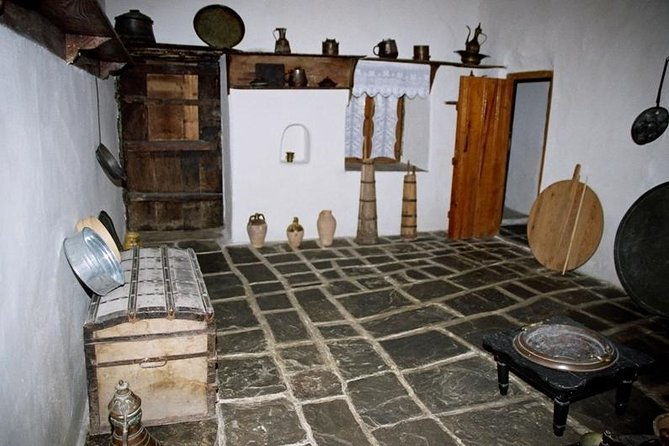 berat-walking-tour