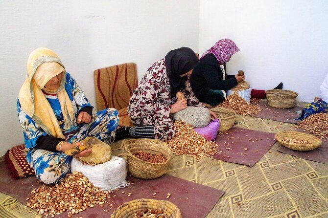 Berber Cooperatives and Pottery Experience - Pottery Workshop