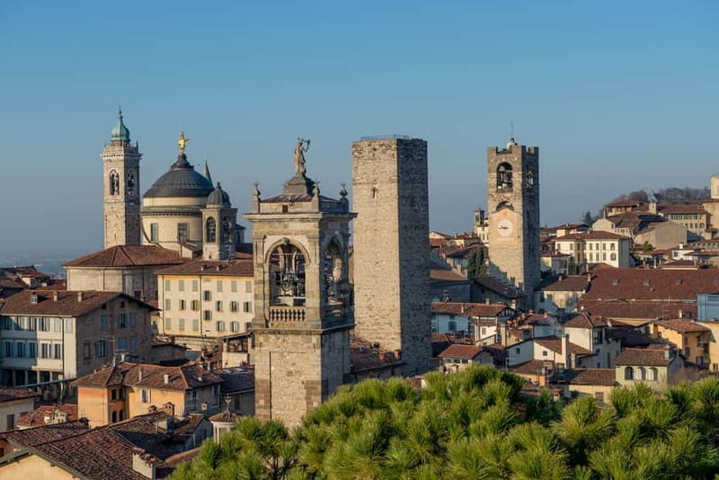 Bergamo: 2-hour Best Intro Walking Tour with a Local - Detailed Breakdown of the Itinerary