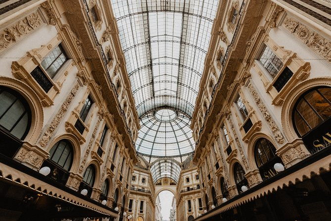 bergamo-orio-al-serio-milano-airport-transfer-with-private-luxury-van