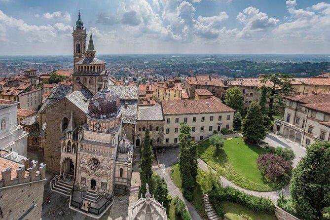 Bergamo private guided walking tour - A Detailed Look at the Bergamo Private Guided Walking Tour