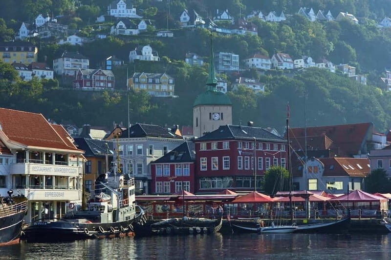 Bergen: Gondola to Mount Ulriken with Lunch & Local Guide - Bergen: Gondola to Mount Ulriken with Lunch & Local Guide — An In-Depth Look