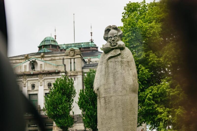 bergen-guided-minibus-tour-with-photo-stops