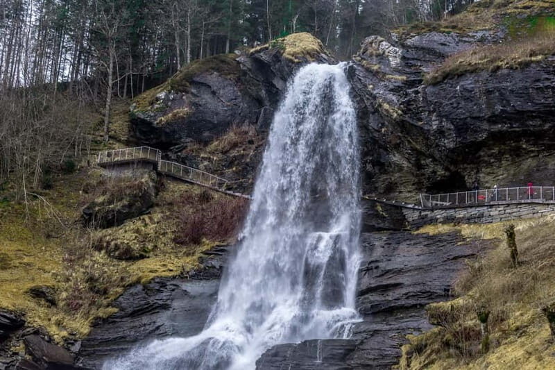 Bergen: Hardangerfjord Day Trip with Waterfalls - What to Expect on the Day