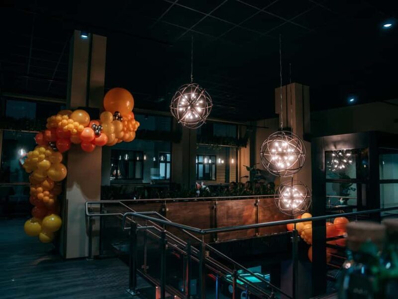 Bergen: High-Tech Minigolf in Top Bergen Activity Bar! - Practical Details and Tips