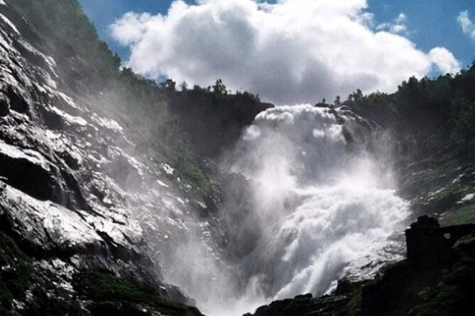 bergen-to-flam-the-king-of-fjords-one-way-or-round-trip-cruise-ticket