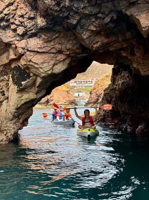 Berlenga Island: Kayak Tour and Glass-bottom Boat Trip - What Makes This Tour Stand Out