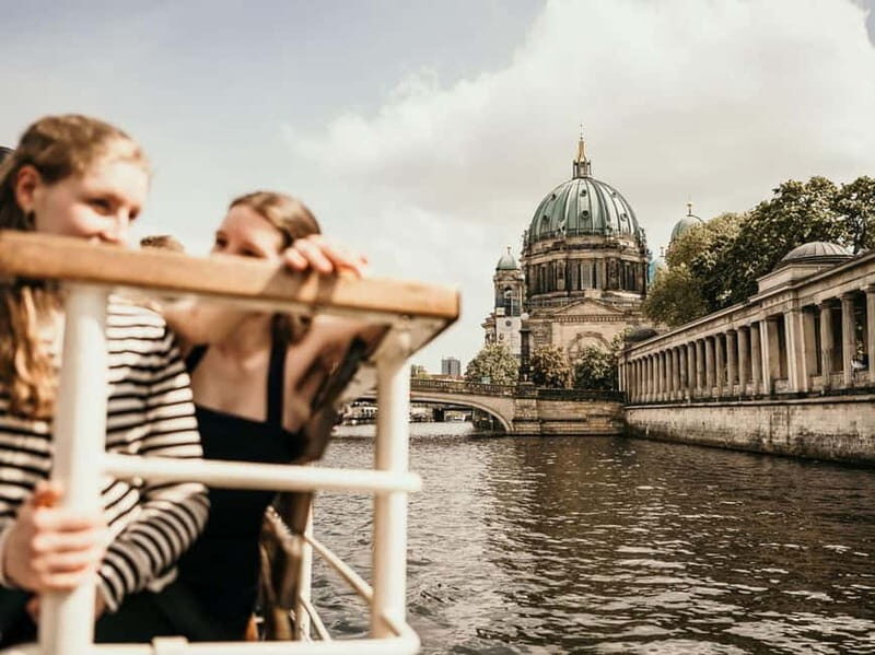 Berlin: 2.5-Hour Beer & Sunset Sightseeing Boat Cruise - FAQ